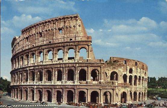 Koloseum w rzymie zawiera wiele sztucznego kamienia